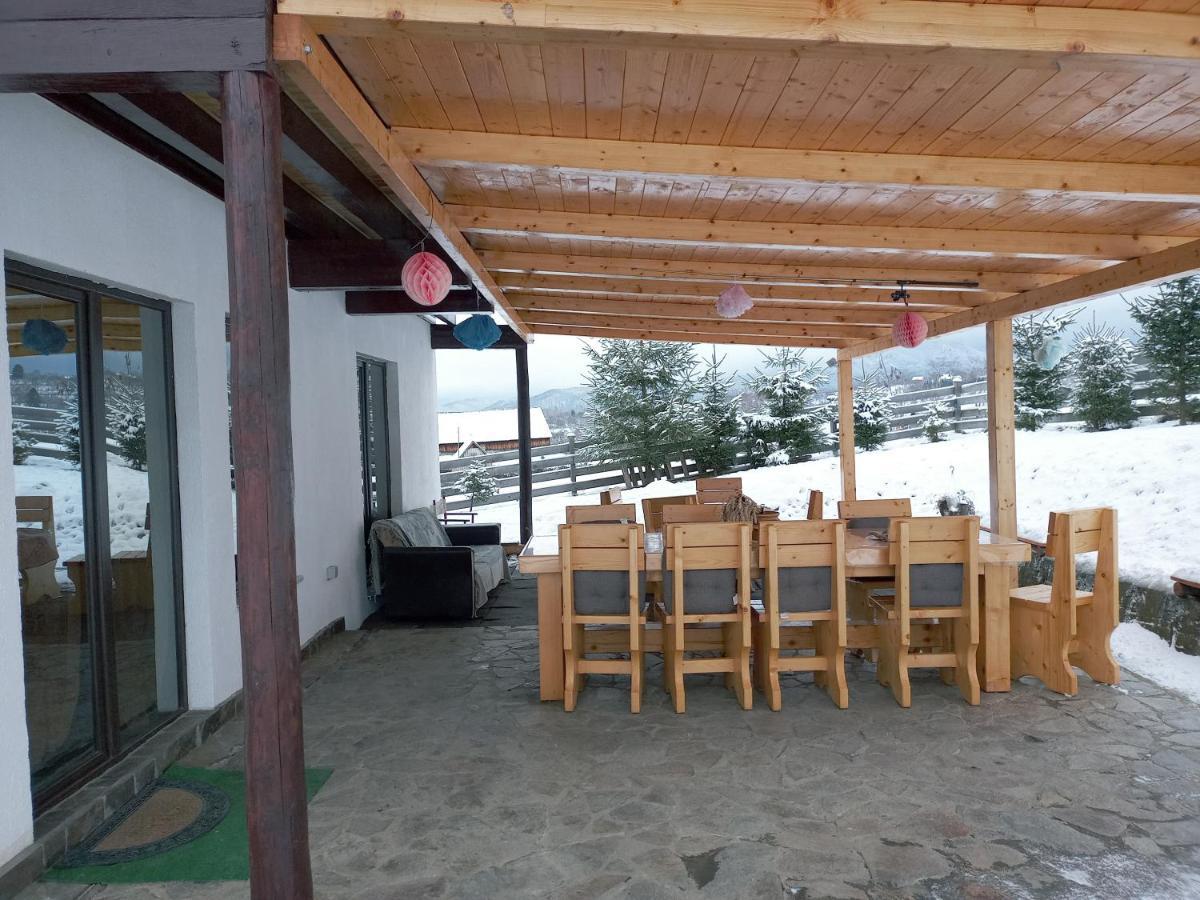 Vila Rem Bran  Bagian luar foto