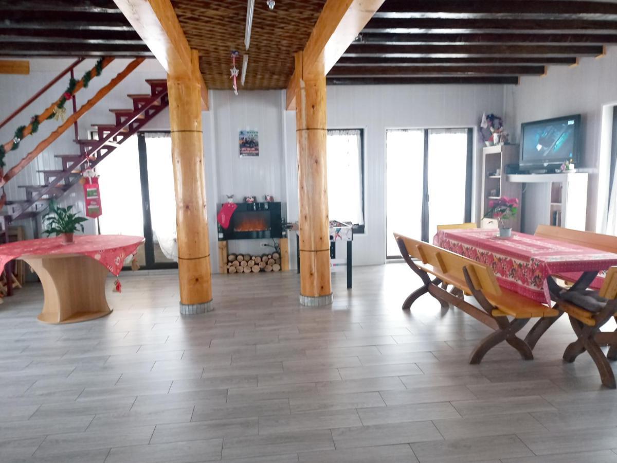 Vila Rem Bran  Bagian luar foto